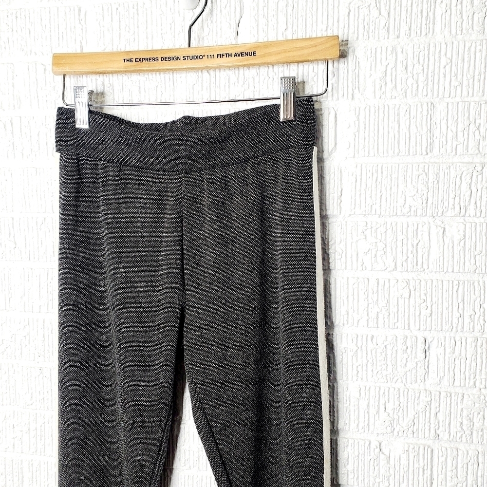 Lou & Grey side stripe leggings small - Picture 6 of 9